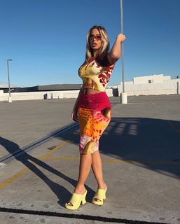 Tammy Hembrow feet photo 2