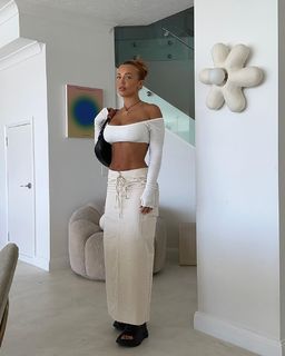 Tammy Hembrow feet photo 14
