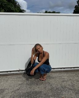 Tammy Hembrow feet photo 16