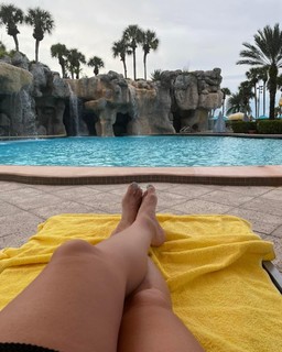 Tammy Sytch feet photo thumbnail