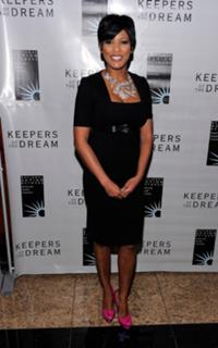 Tamron Hall feet photo thumbnail