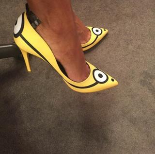 Tamron Hall feet photo thumbnail