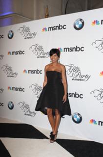 Tamron Hall feet photo thumbnail