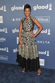 Tamron Hall feet photo thumbnail