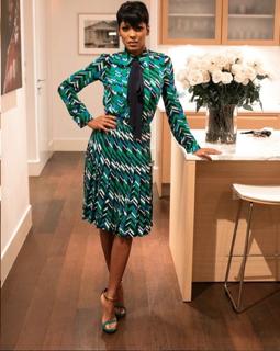 Tamron Hall feet photo thumbnail