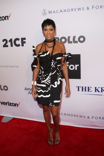 Tamron Hall feet photo thumbnail