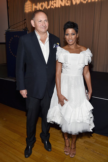 Tamron Hall feet photo thumbnail