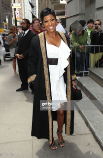 Tamron Hall feet photo thumbnail