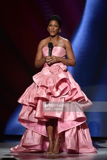 Tamron Hall feet photo thumbnail