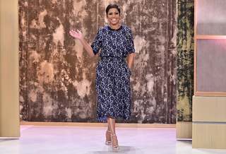 Tamron Hall feet photo thumbnail
