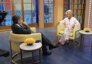 Tamron Hall feet photo thumbnail