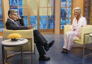 Tamron Hall feet photo thumbnail