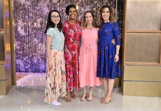 Tamron Hall feet photo thumbnail