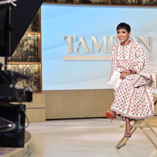 Tamron Hall feet photo thumbnail