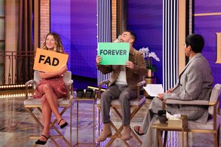 Tamron Hall feet photo thumbnail