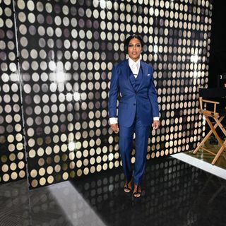 Tamron Hall feet photo thumbnail