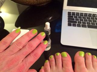 Tamsen Fadal feet photo 6