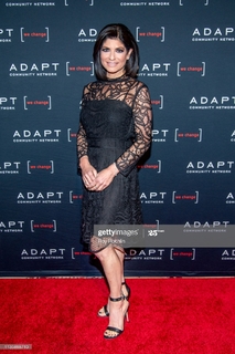 Tamsen Fadal feet photo 10