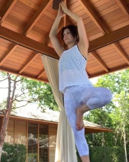 Tamsen Fadal feet photo 3