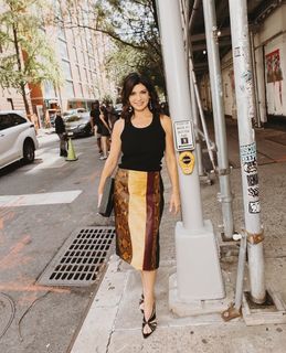 Tamsen Fadal feet photo 3