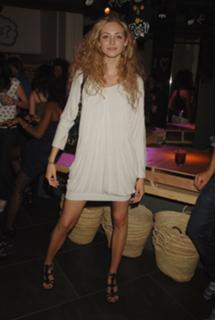 Tamsin Egerton feet photo 6