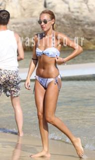 Tamta feet photo 4