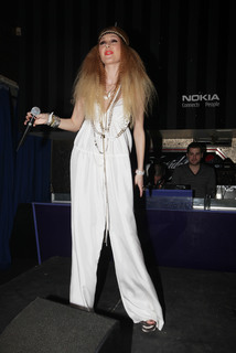 Tamta feet photo 12