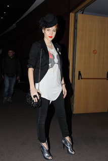 Tamta feet photo 10