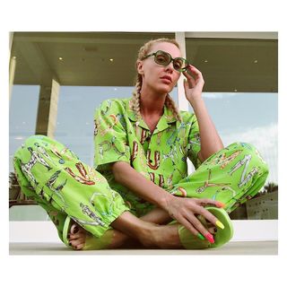 Tamta feet photo 18