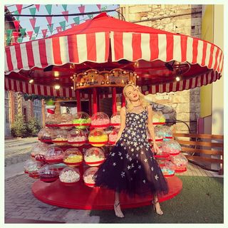 Tamta feet photo 7