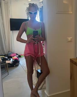 Tamta feet photo 6
