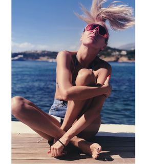 Tamta feet photo 18