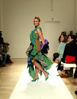 Tamzin Outhwaite feet photo thumbnail