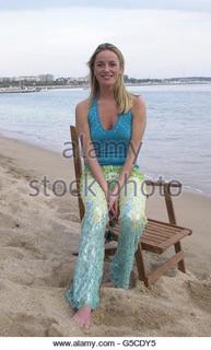 Tamzin Outhwaite feet photo thumbnail