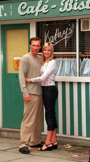 Tamzin Outhwaite feet photo thumbnail