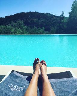 Tamzin Outhwaite feet photo thumbnail