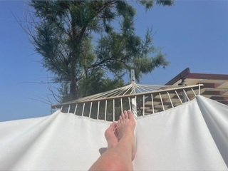 Tamzin Outhwaite feet photo thumbnail
