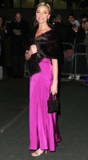 Tamzin Outhwaite feet photo thumbnail