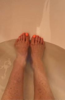 Tamzin Outhwaite feet photo 1