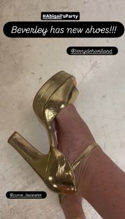 Tamzin Outhwaite feet photo 6