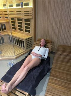 Tamzin Outhwaite feet photo 3
