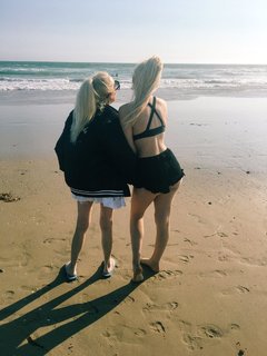 Tana Mongeau feet photo thumbnail