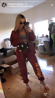 Tana Mongeau feet photo thumbnail