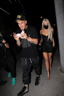 Tana Mongeau feet photo thumbnail