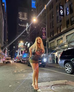 Tana Mongeau feet photo thumbnail
