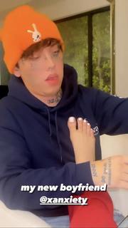Tana Mongeau feet photo thumbnail