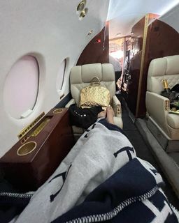 Tana Mongeau feet photo thumbnail