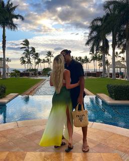 Tana Mongeau feet photo thumbnail