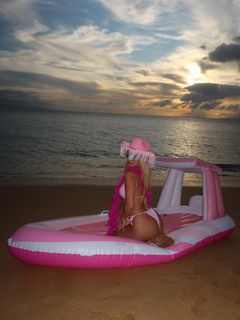 Tana Mongeau feet photo thumbnail