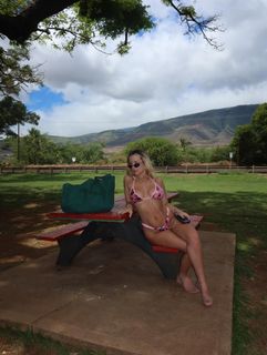 Tana Mongeau feet photo thumbnail